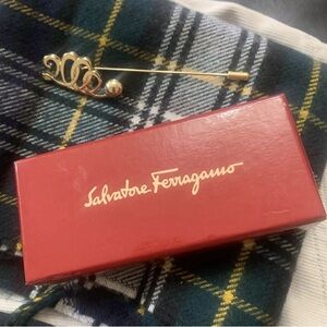 Salvatore Ferragamo millennium 2000 hat pin 331